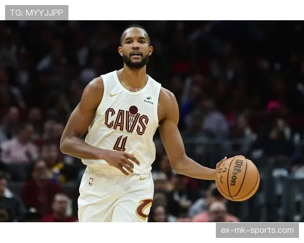 埃文·莫布里内线高效挡拆提升防守影响力对比新秀同龄人明显