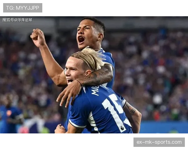 切尔西争四形势复杂：对赛季走势形成制约，竞争格局持续调整